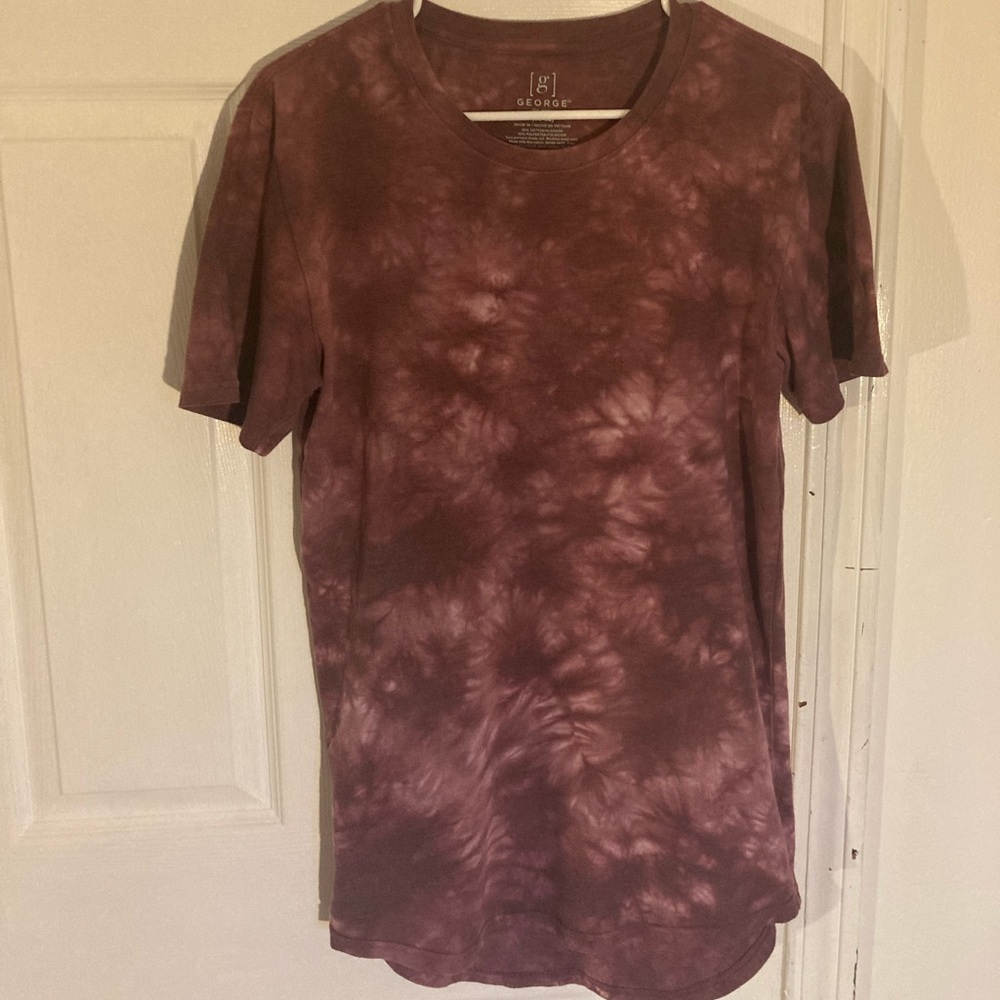 Maroon Scoop hem Tie Dye T-Shirt (S)